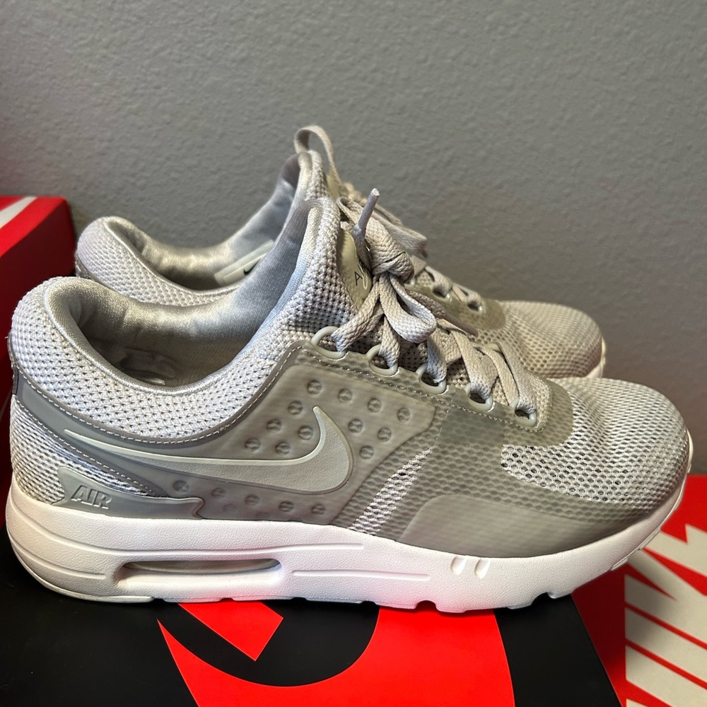 Air Max Zero